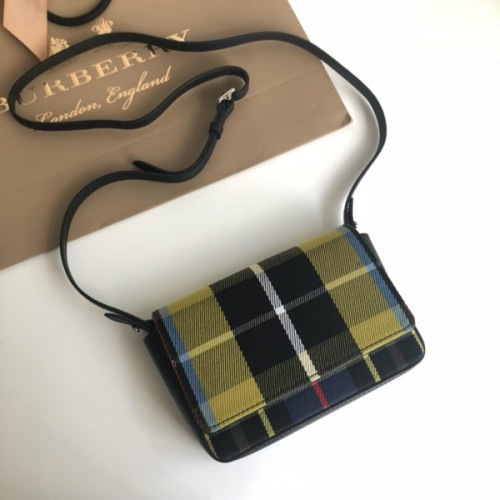 burberry-shoulder-bag-99