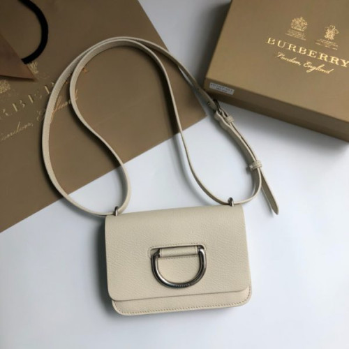 burberry-shoulder-bag-9