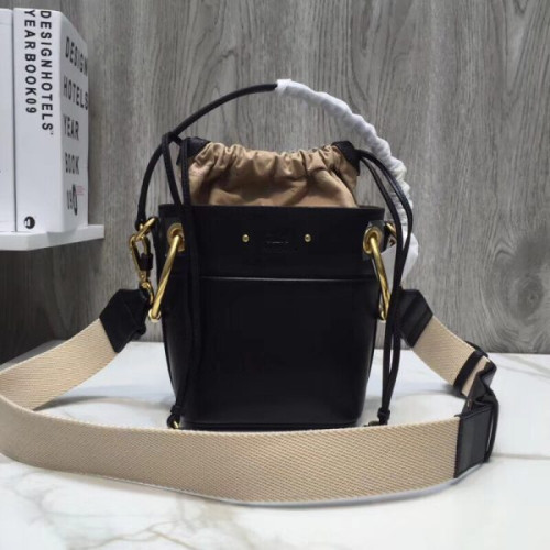 chloe-roy-bucket-bag-10