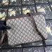 gucci-gg-supreme-shoulder-bag-2