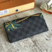 louis-vuitton-brazza-wallet-12