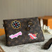 louis-vuitton-city-pouch