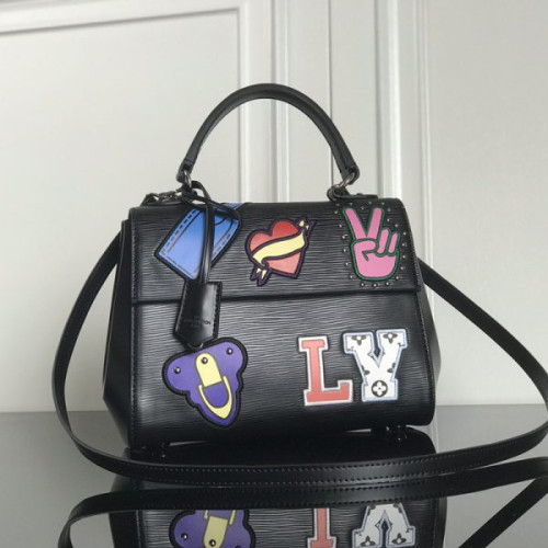 louis-vuitton-cluny-bb-11