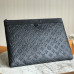 louis-vuitton-clutch-bag-10