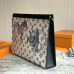 louis-vuitton-clutch-bag-11