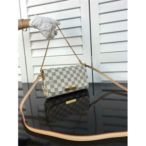 louis-vuitton-favorite-replica-bag-4