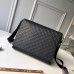 louis-vuitton-messenger-bag-4