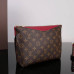 louis-vuitton-pallas-beauty-case-3