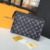 louis-vuitton-pochette-voyage-replica-bag-3