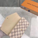 louis-vuitton-sarah-wallet-17