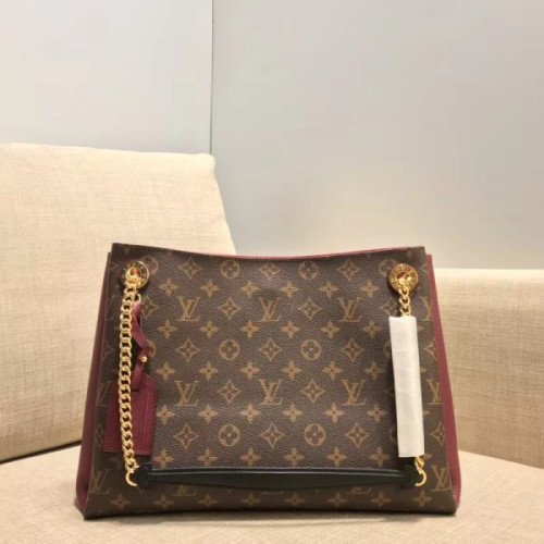 louis-vuitton-sureme-mm-3