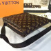 louis-vuitton-voyager-replica-bag-8