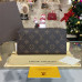 louis-vuitton-zippy-replica-bag-21