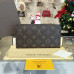 louis-vuitton-zippy-replica-bag-21