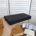 louis-vuitton-zippy-wallet