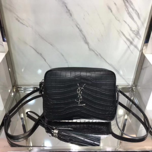 ysl-shoulder-bag-11